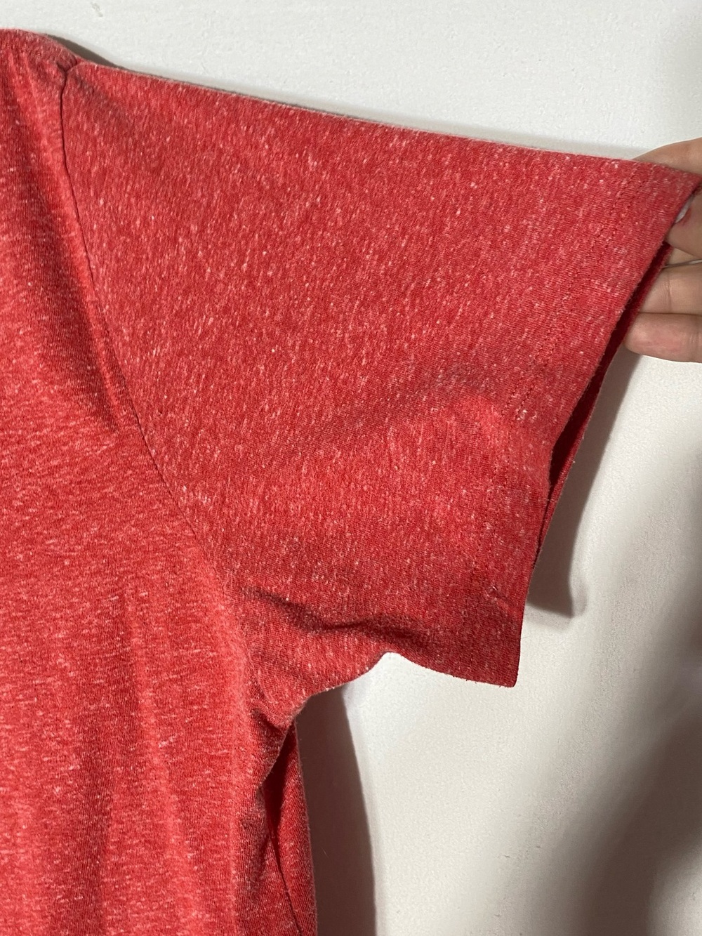 5/$25 Levi's Heathered Red Blue Batwing Logo Graphic T Shirt  XL - Picture 10 of 12